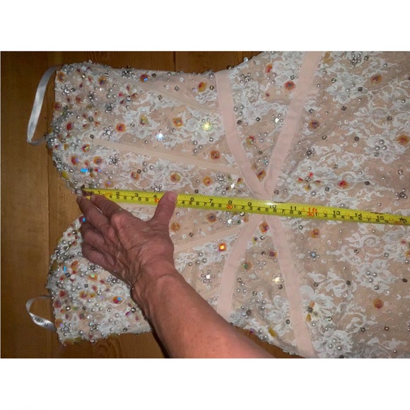 Sherri hill corseted white/ champagne gown - Picture 11 of 15